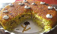 Raisins and Split Peas Tahchin